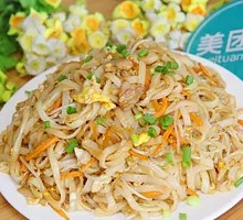 Egg and Sausage Fried Rice Noodles