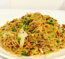 Fried Rice Noodles with Egg