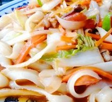 Stir-Fried Beef with Knife-Cut Noodles