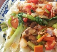 Beef Noodles with Hand-cut Noodles