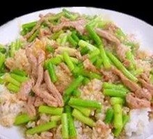 Garlic Stem and Pork Fillet Rice Bowl