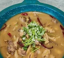 Sauce-Steamed Free-range Chicken Pot