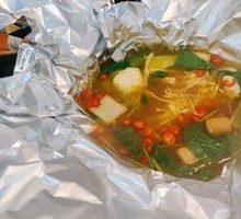 Spicy Foil-Grilled Scallops with Crystal Noodles