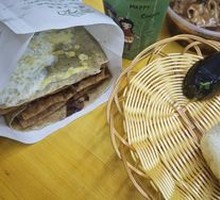 Tianjin-style Crepe with Two Eggs