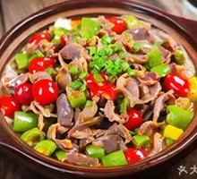 砂锅泡椒鸡杂