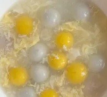 Glutinous Rice Balls in Fermented Rice Soup