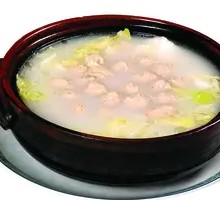 Braised Meatballs in Clay Pot