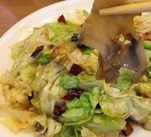 Stir-fried Cabbage with Sea Snail