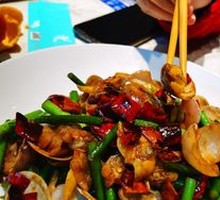 Spicy Stir-Fried Clams