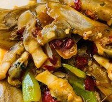 Spicy Stir-Fried Clams