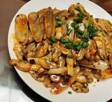 Spicy Stir-Fried Clams