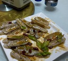 Sauce-Flavored Clams