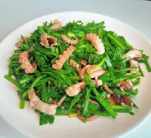 Stir-fried Octopus with Leeks