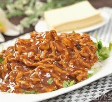 Beijing-style Shredded Pork in Soy Sauce