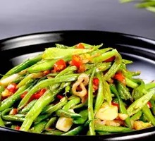 Braised Tofu Noodles in Clay Pot