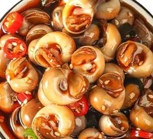 Spicy Garlic Squid in Sauce