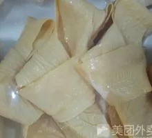 Oil-soaked tofu skin