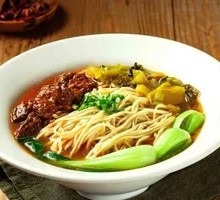 Sour Cabbage Beef Noodles
