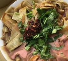 Fried Rice Noodles with Crispy Tofu
