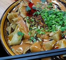 Fried Rice Noodles with Crispy Tofu