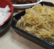 Slow-Cooked Sauerkraut