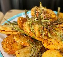 Dry Chili Potato Slices