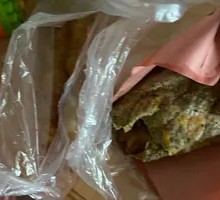 双鸡蛋果皮