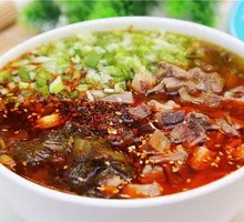 Sour Cabbage Beef Noodles