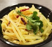 Spicy Stir-fried Potato Shreds