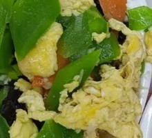 Stir-fried lettuce with eggs