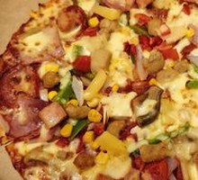 Premium Deluxe Pizza