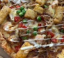 Tuna Seafood Medley Pizza