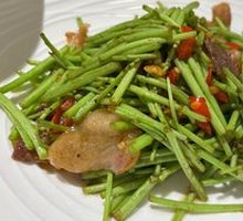 Stir-fried Water Bamboo with Preserved Pork
