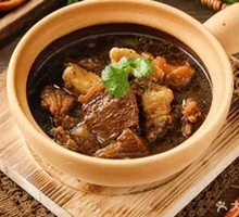 Beef Shank with Potatoes and Carrots
