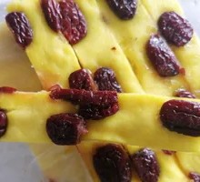 Yellow Date Rice Cake