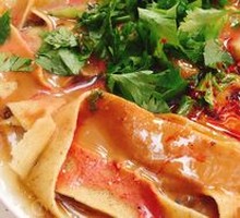 Fried Rice Noodles with Crispy Tofu