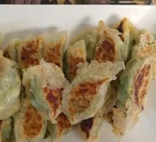 虾仁素三鲜锅贴