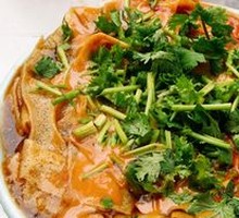 Fried Rice Noodles with Crispy Tofu