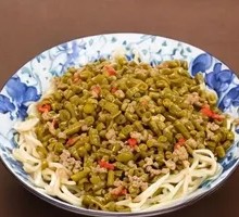 Minced Pork with Sour Beans Noodles
