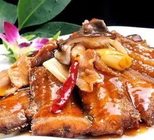 Braised Cutlassfish Rice Bowl