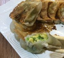 羊肉锅贴