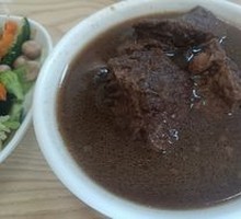 Braised Beef in Small Bowls