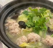 Braised Meatballs in Clay Pot