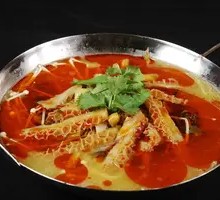 Stewed Pork Ribs with Pickled Cabbage in Hot Pot