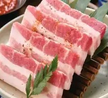 Signature Thick-cut Black Pig Belly