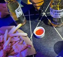 薯条鸡米花拼盘