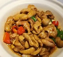 Braised Pig Intestines in Clay Pot