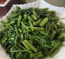 Stir-Fried Water Spinach