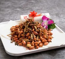 Small Fish with Peanuts