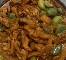 Spicy Chicken Feet in Sauce